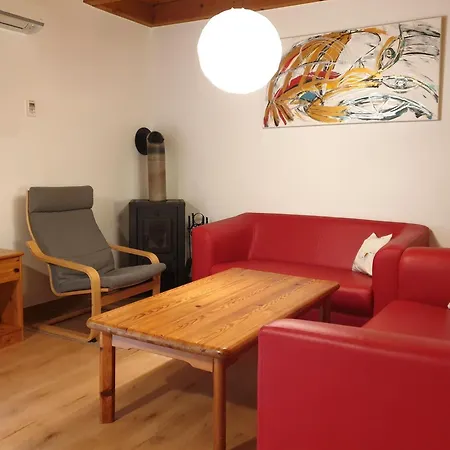 11 3 Schlafzimmer * Nieheim