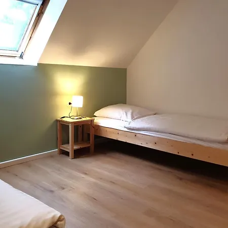 11 3 Schlafzimmer * Nieheim
